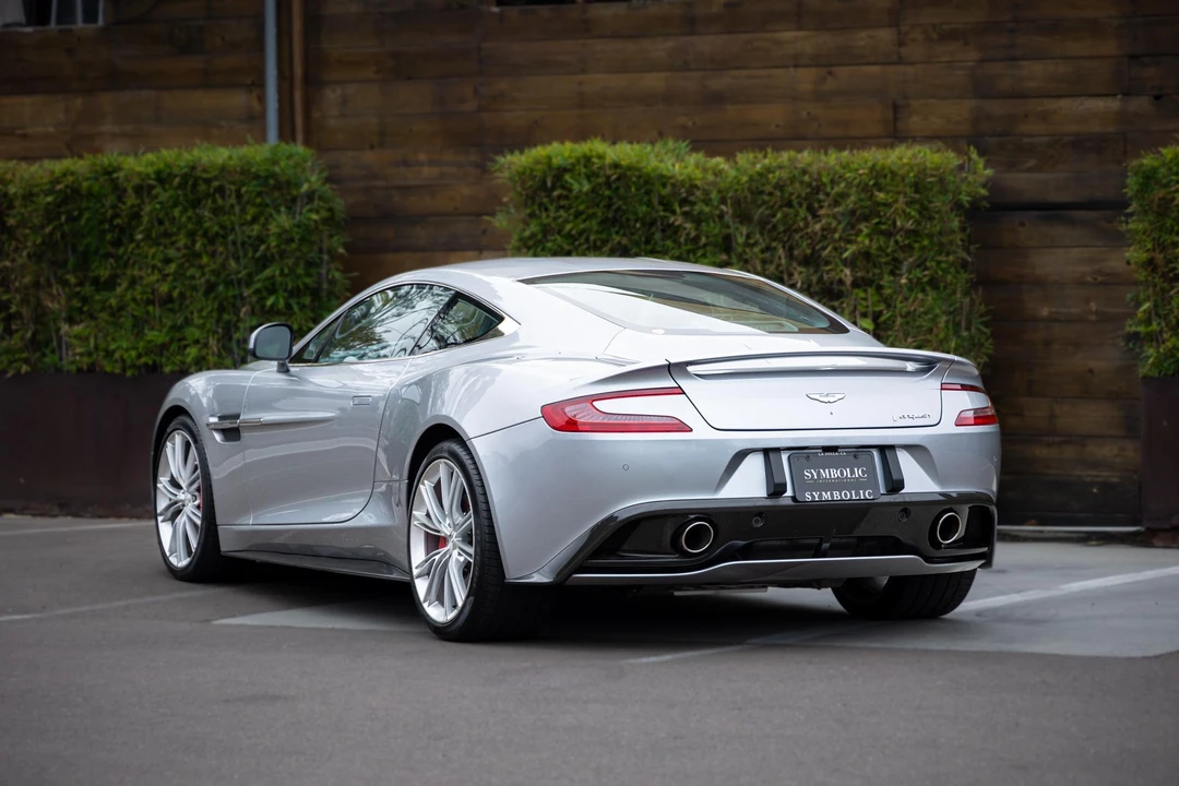 2014 Aston Martin Vanquish 2nd Gen - Image 14 of 31