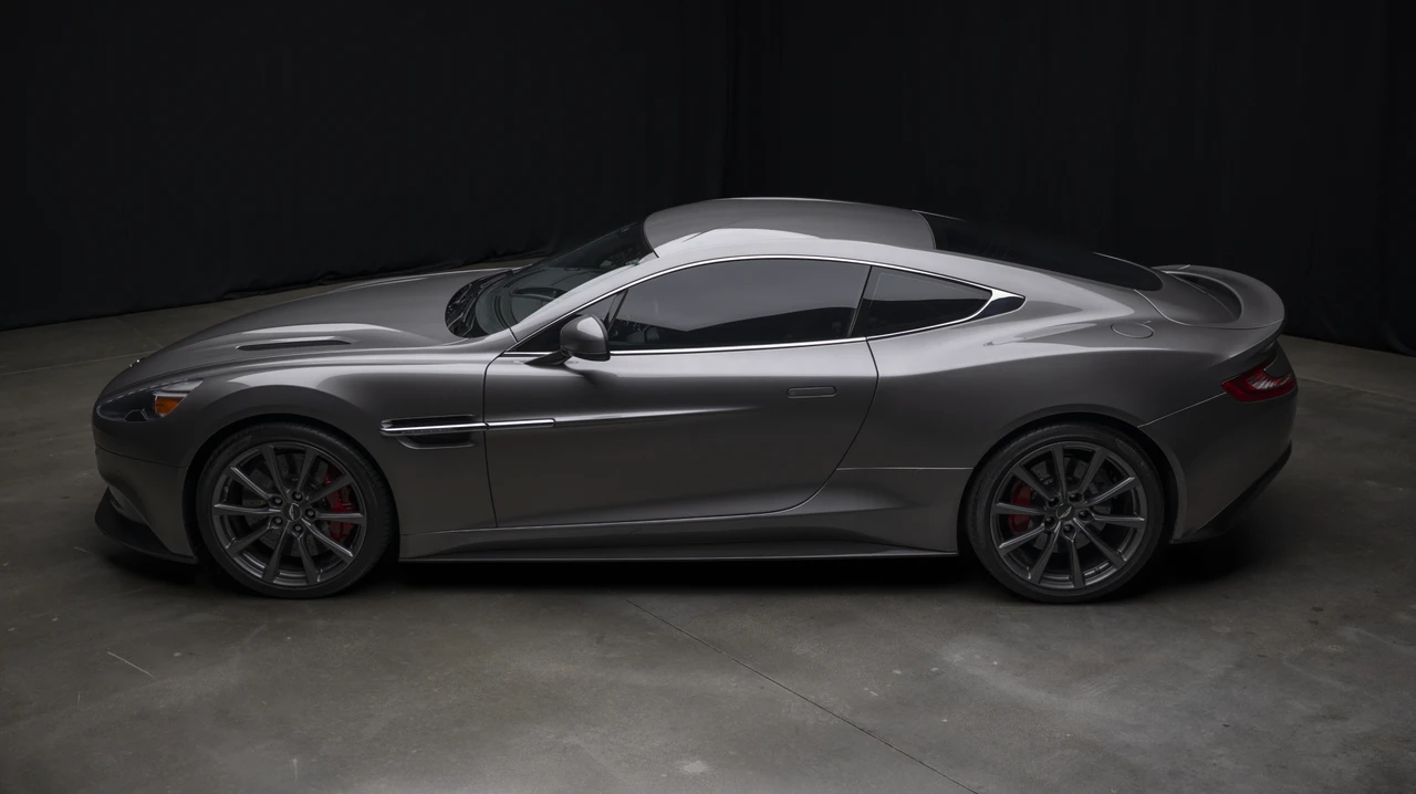 2014 Aston Martin Vanquish 2nd Gen - Image 17 of 31