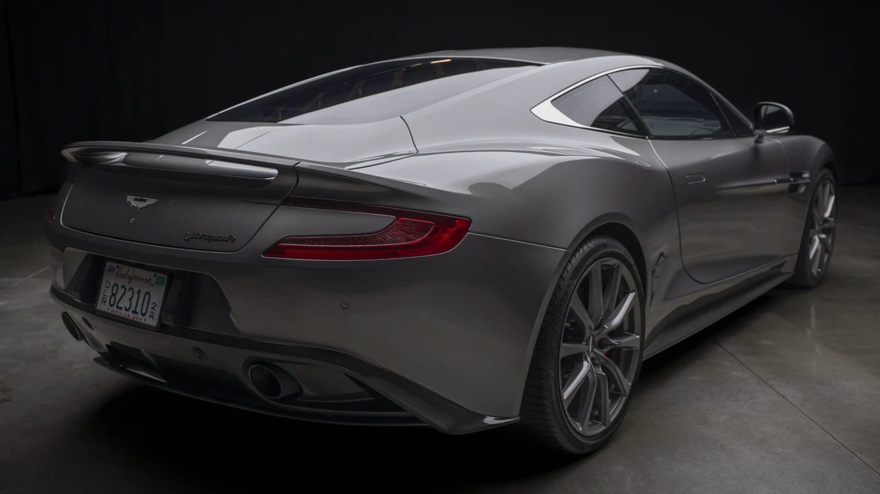 2014 Aston Martin Vanquish 2nd Gen - Image 11 of 31