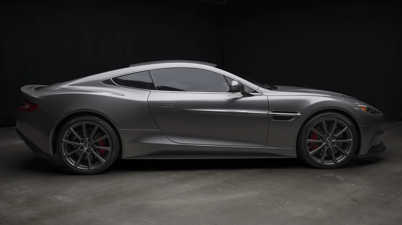 2014 Aston Martin Vanquish 2nd Gen - Image 10 of 31