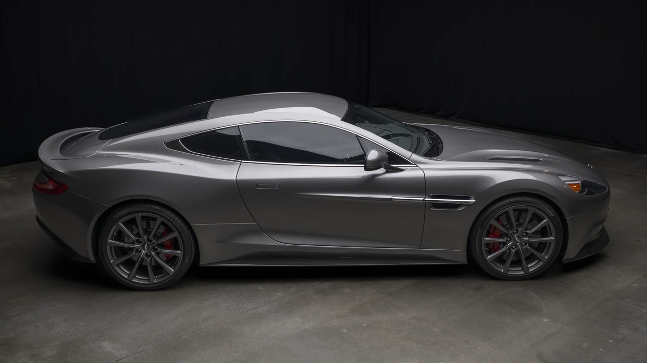 2014 Aston Martin Vanquish 2nd Gen - Image 9 of 31