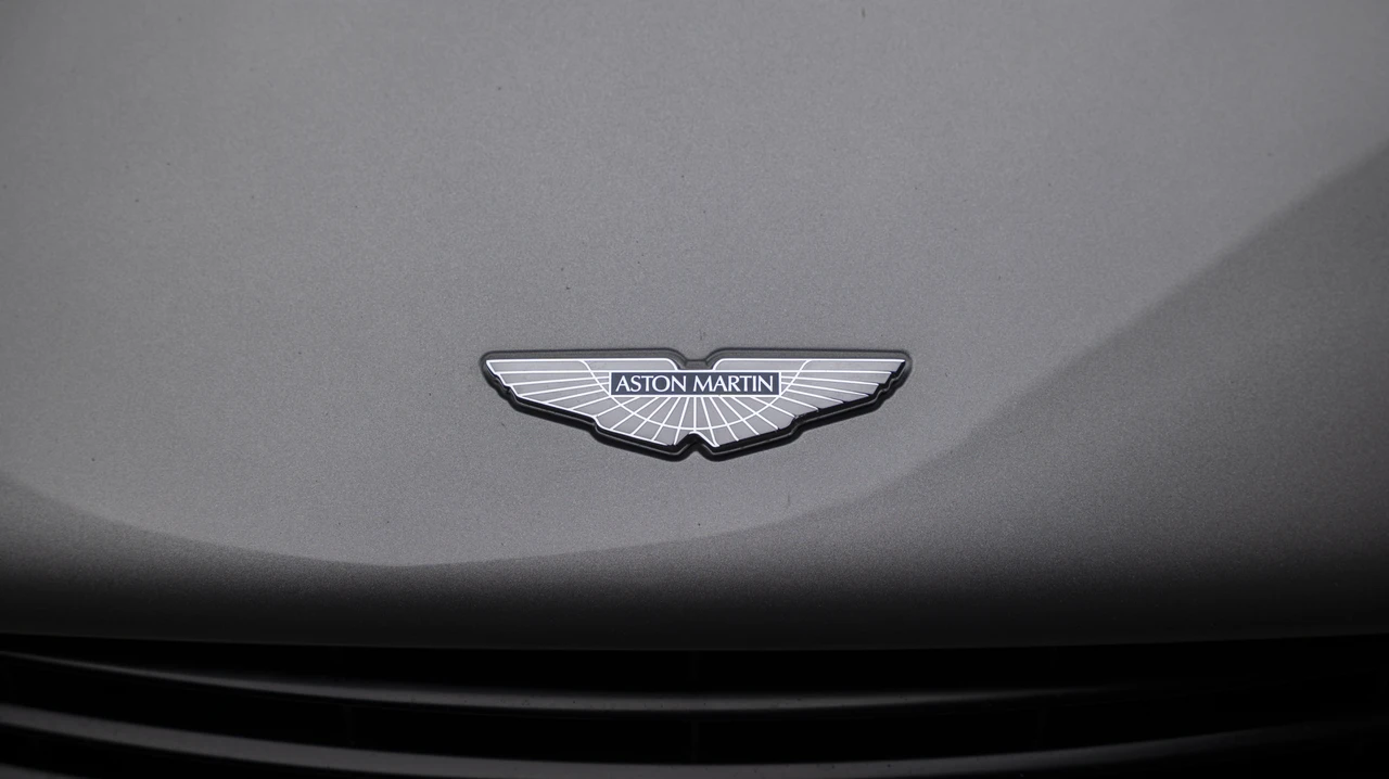 2014 Aston Martin Vanquish 2nd Gen - Image 25 of 31