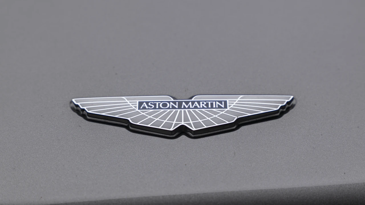 2014 Aston Martin Vanquish 2nd Gen - Image 26 of 31