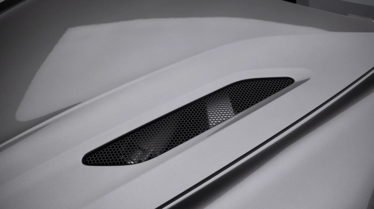 2014 Aston Martin Vanquish 2nd Gen - Image 21 of 31