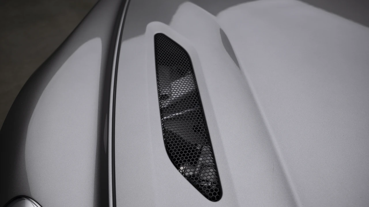 2014 Aston Martin Vanquish 2nd Gen - Image 23 of 31