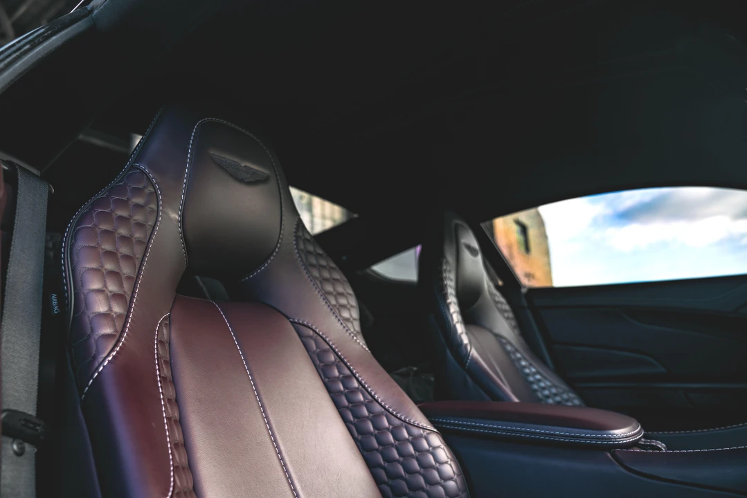 2014 Aston Martin Vanquish 2nd Gen - Image 29 of 31