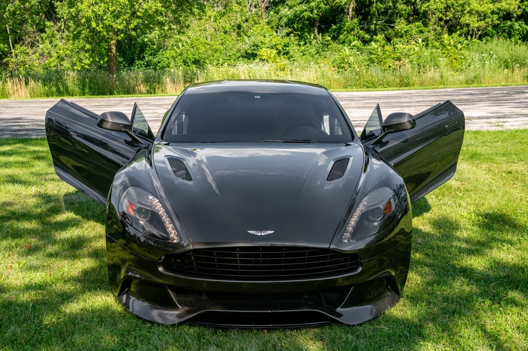 2014 Aston Martin Vanquish 2nd Gen - Image 17 of 31