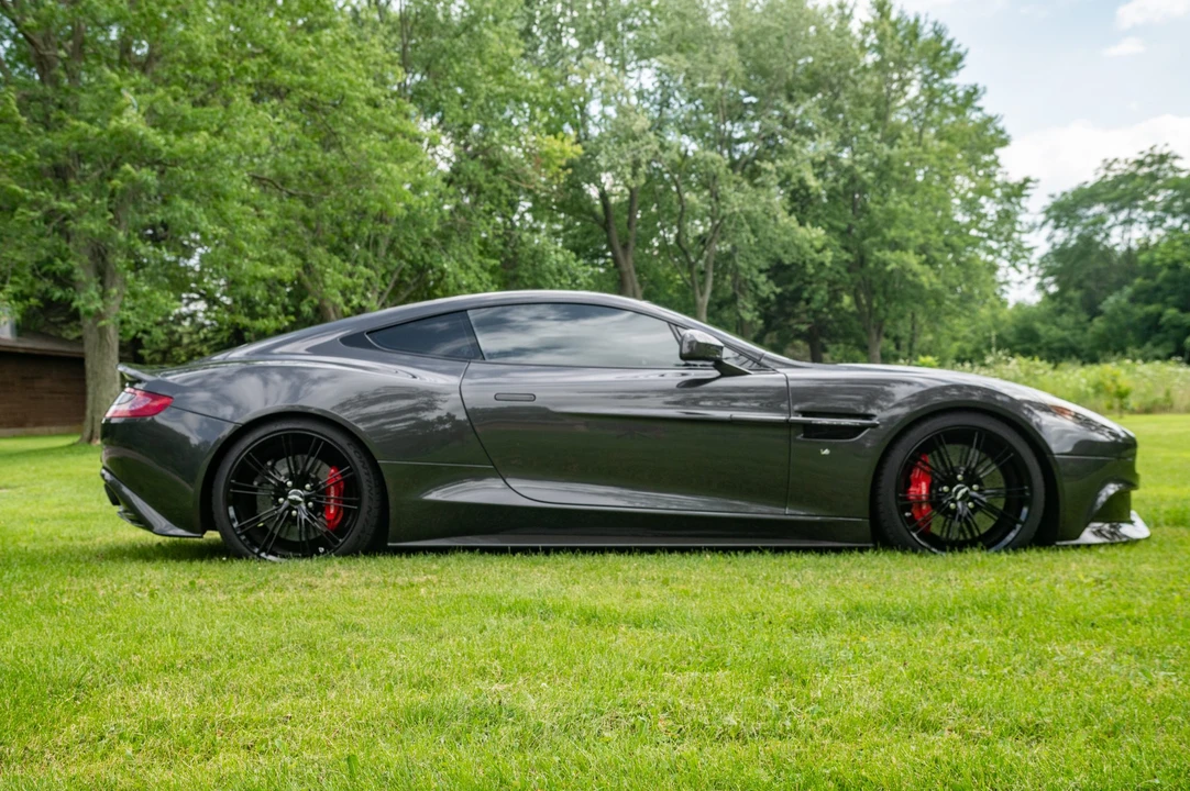 2014 Aston Martin Vanquish 2nd Gen - Image 12 of 31