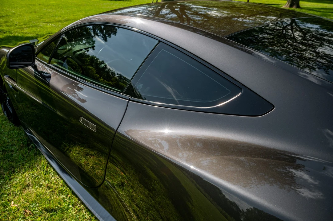 2014 Aston Martin Vanquish 2nd Gen - Image 25 of 31