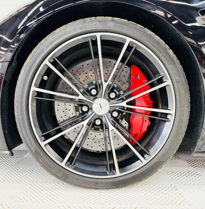2014 Aston Martin Vanquish 2nd Gen - Image 11 of 15