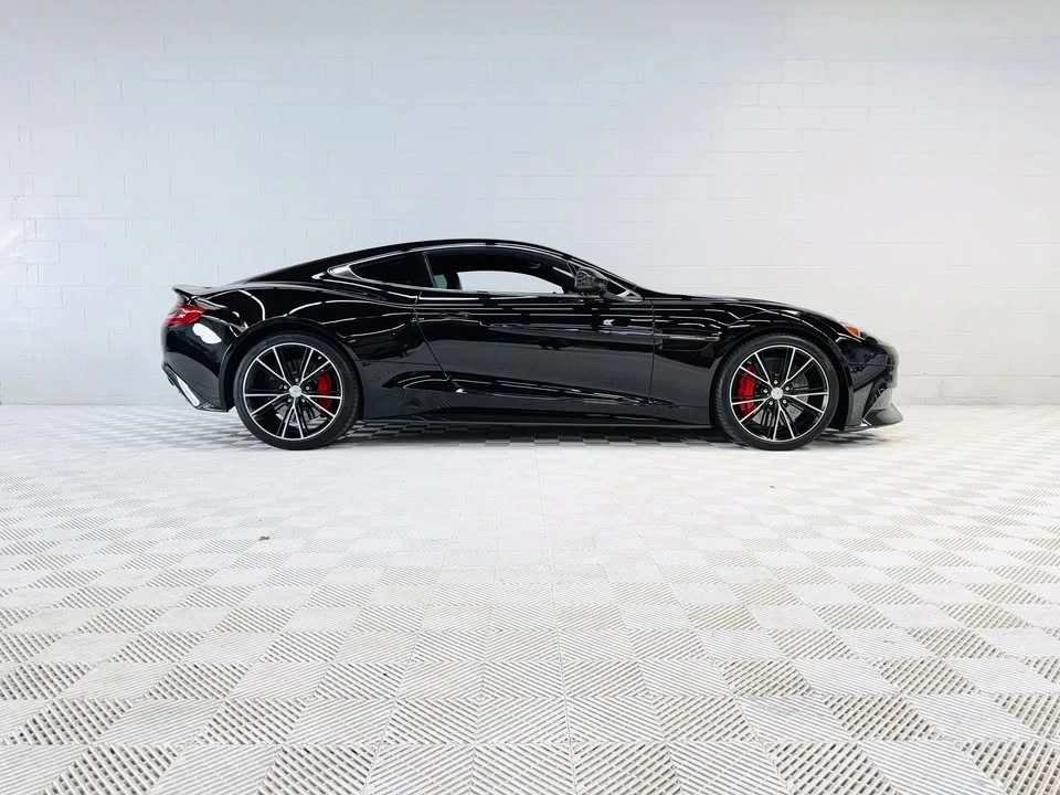 2014 Aston Martin Vanquish 2nd Gen - Image 2 of 15