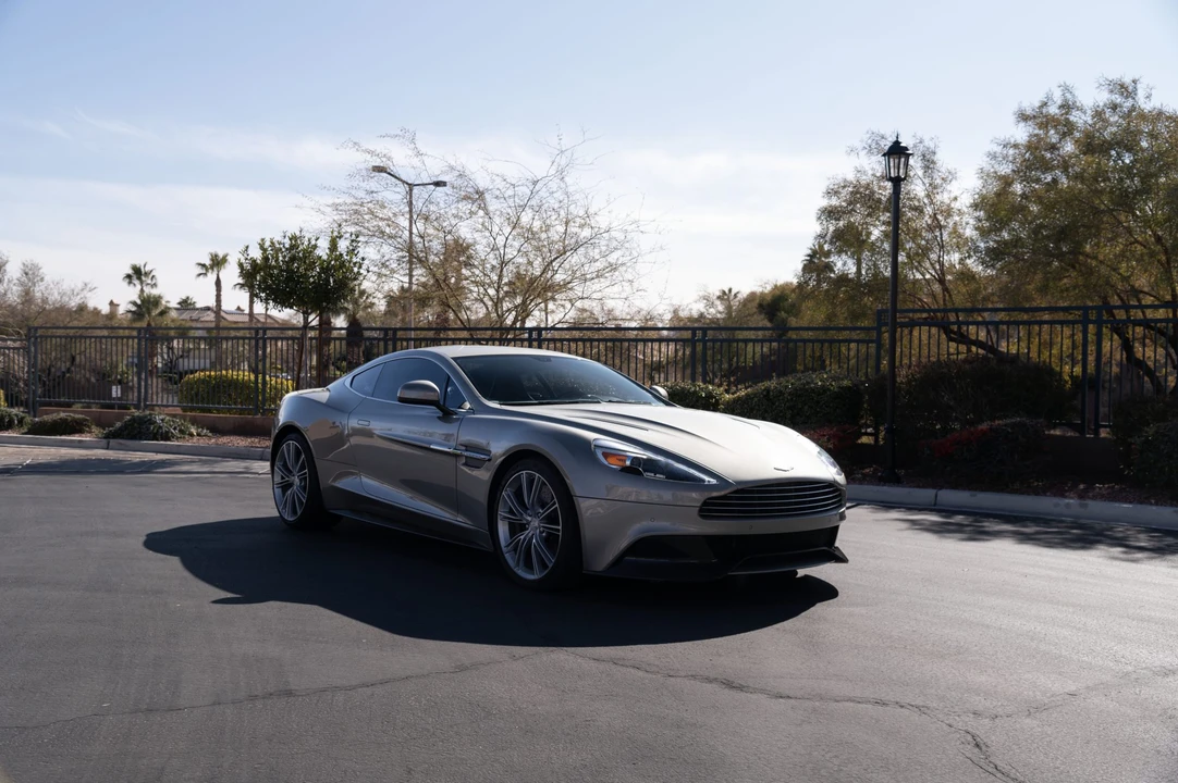 2014 Aston Martin Vanquish 2nd Gen - Image 10 of 31