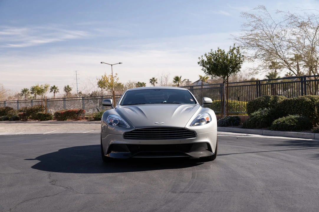 2014 Aston Martin Vanquish 2nd Gen - Image 5 of 31