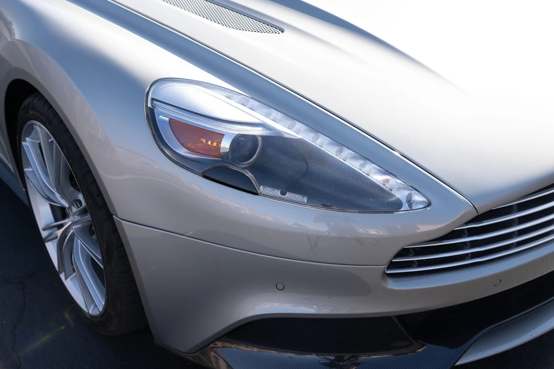 2014 Aston Martin Vanquish 2nd Gen - Image 21 of 31