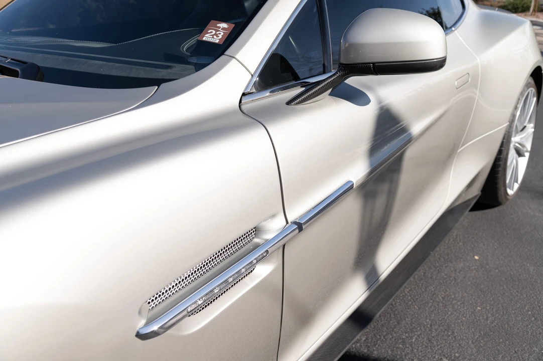 2014 Aston Martin Vanquish 2nd Gen - Image 29 of 31