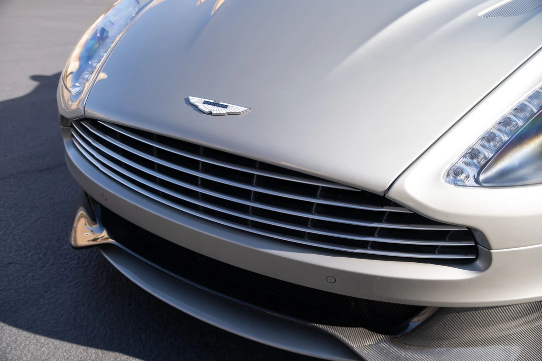 2014 Aston Martin Vanquish 2nd Gen - Image 26 of 31