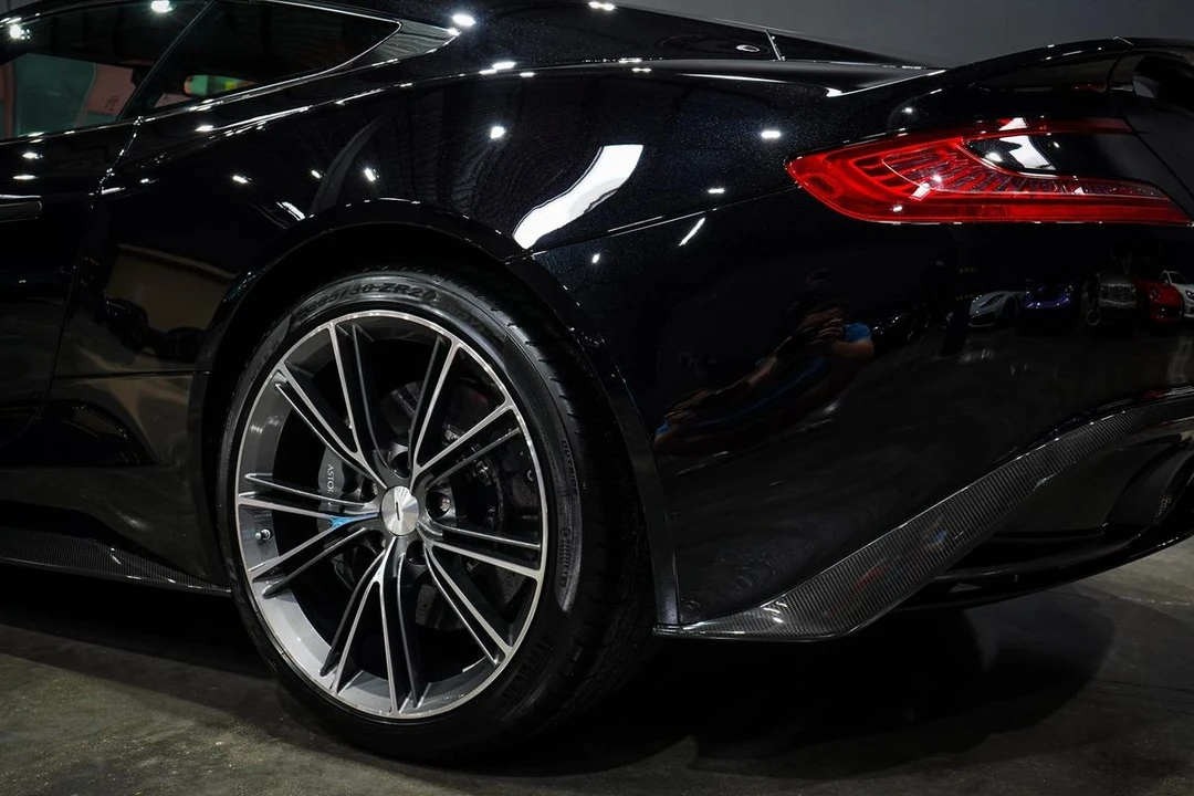 2014 Aston Martin Vanquish 2nd Gen - Image 20 of 21