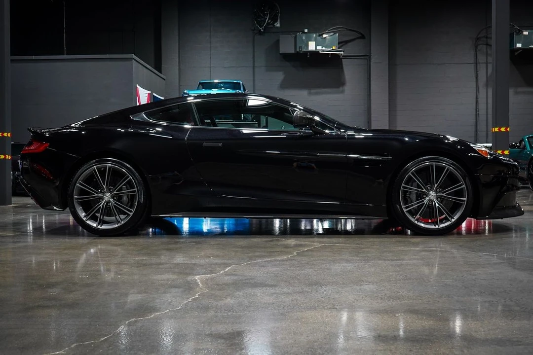 2014 Aston Martin Vanquish 2nd Gen - Image 6 of 21