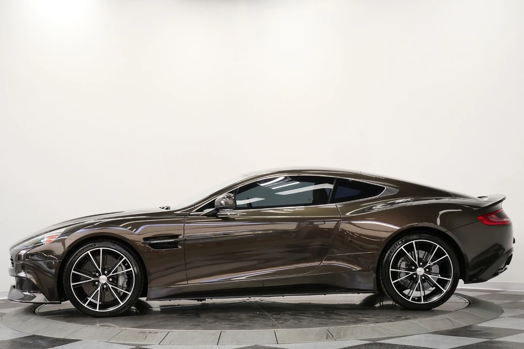 2014 Aston Martin Vanquish 2nd Gen - Image 6 of 12