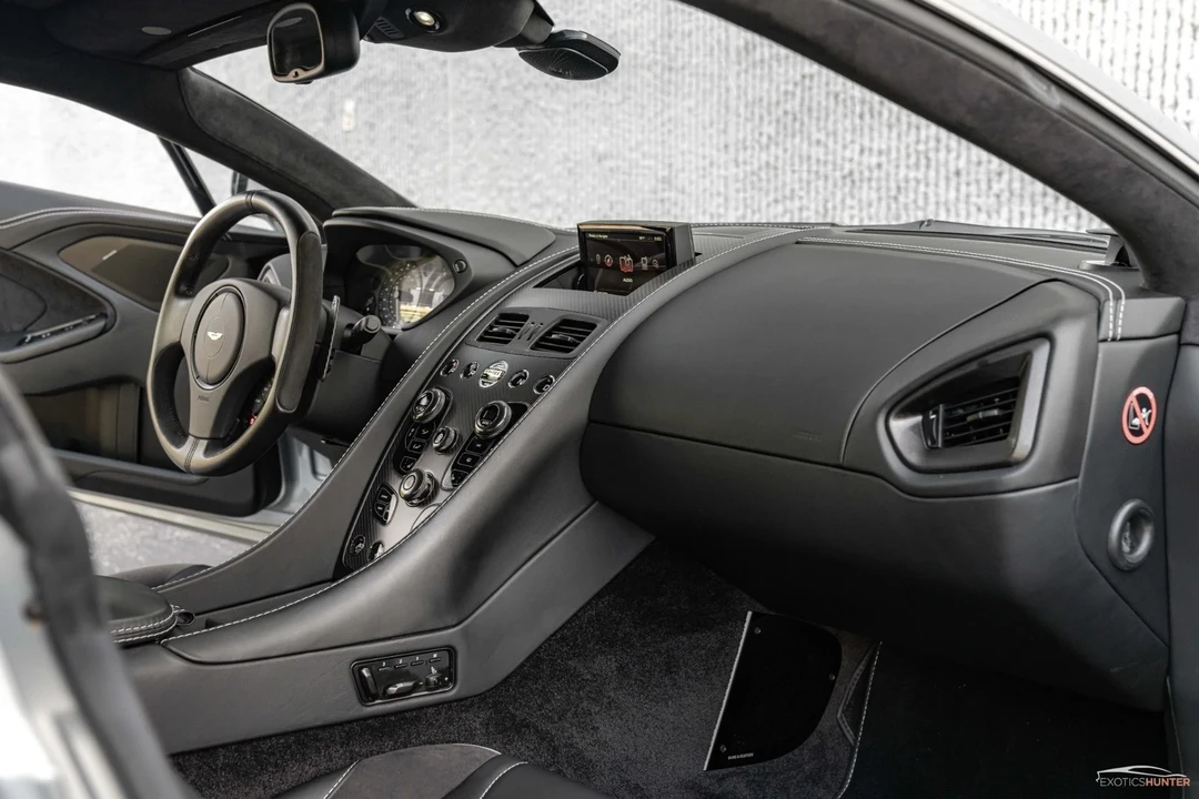 2014 Aston Martin Vanquish 2nd Gen - Image 9 of 12