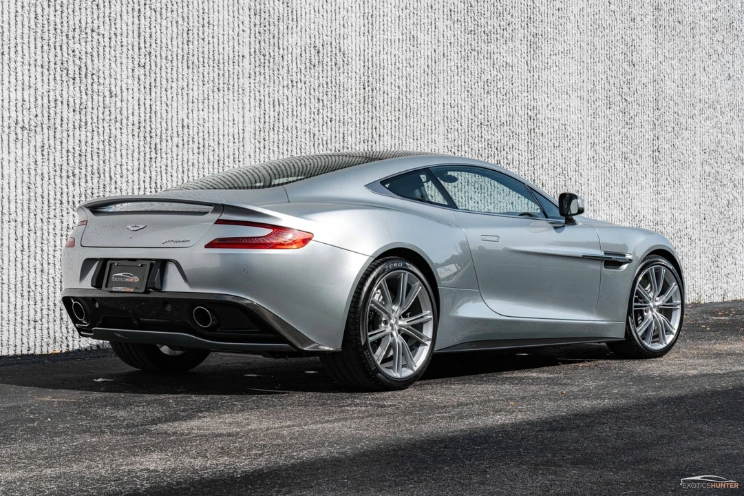 2014 Aston Martin Vanquish 2nd Gen - Image 8 of 12