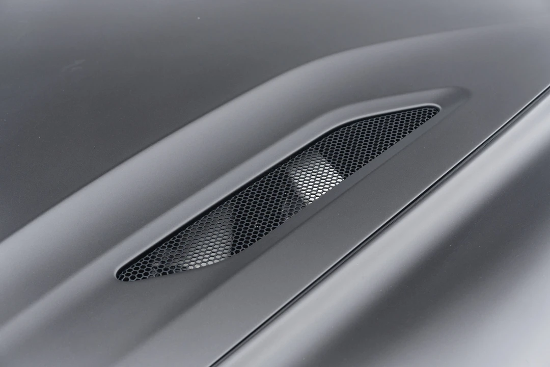 2014 Aston Martin Vanquish 2nd Gen - Image 28 of 31