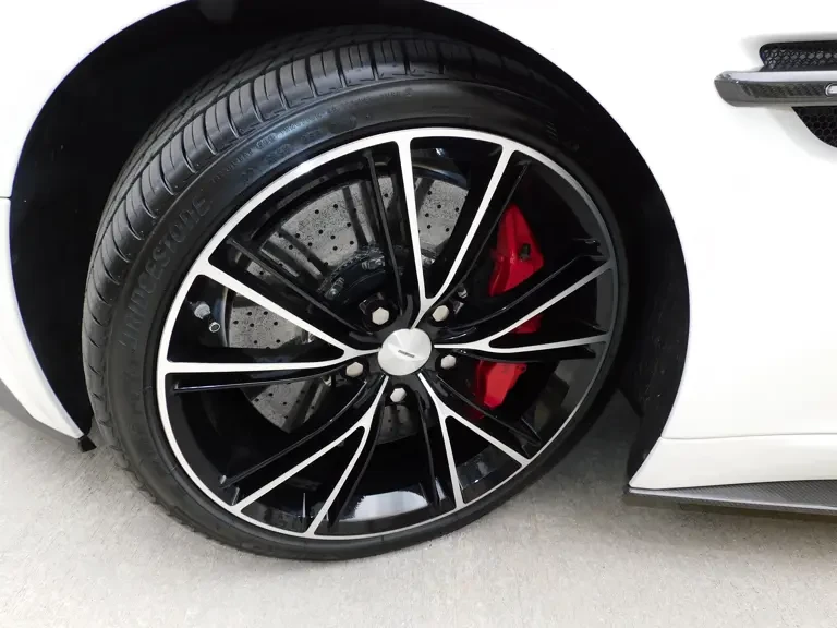 2014 Aston Martin Vanquish 2nd Gen - Image 15 of 21