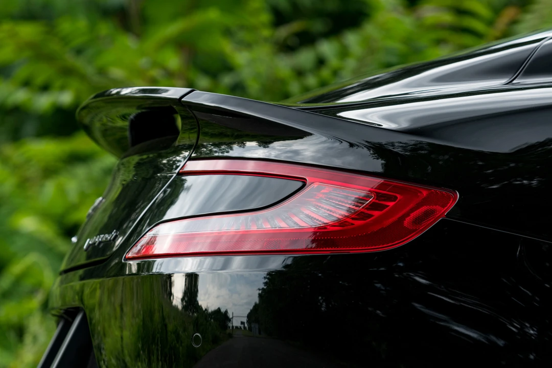 2014 Aston Martin Vanquish 2nd Gen - Image 12 of 31