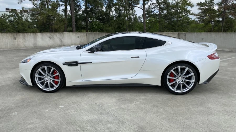 2014 Aston Martin Vanquish 2nd Gen - Image 2 of 11