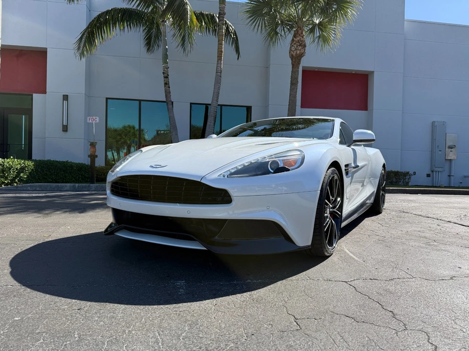 2014 Aston Martin Vanquish 2nd Gen - Image 11 of 21