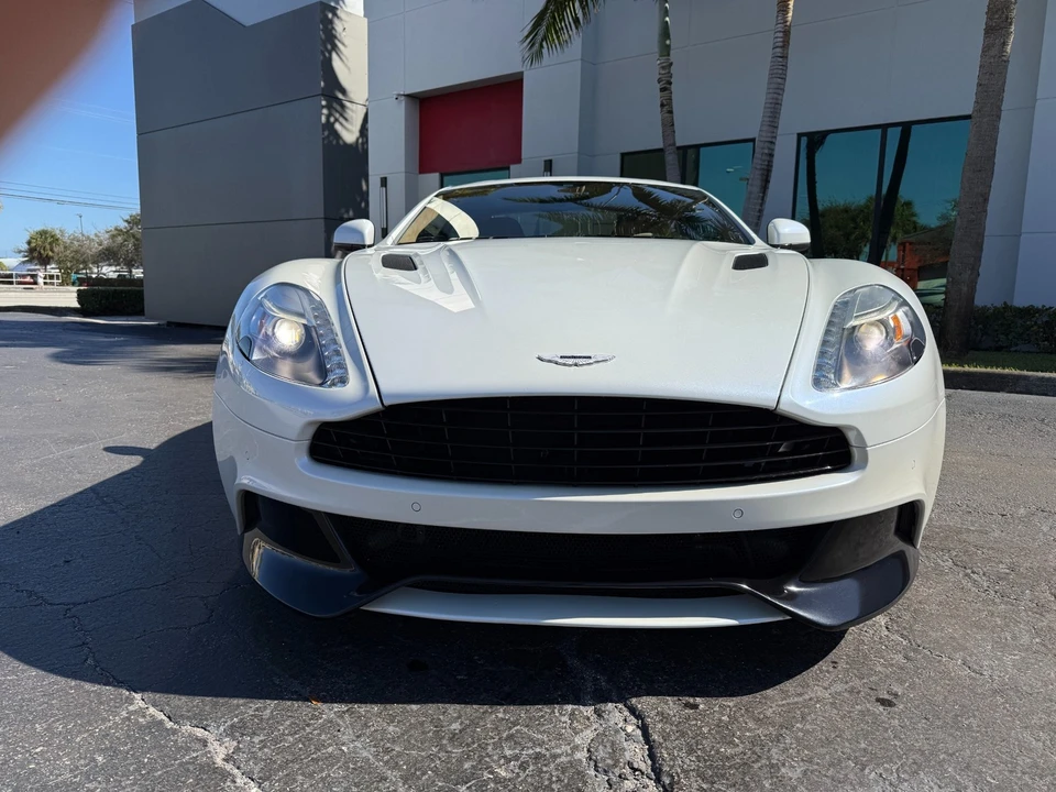 2014 Aston Martin Vanquish 2nd Gen - Image 9 of 21
