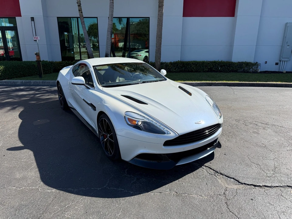 2014 Aston Martin Vanquish 2nd Gen - Image 6 of 21