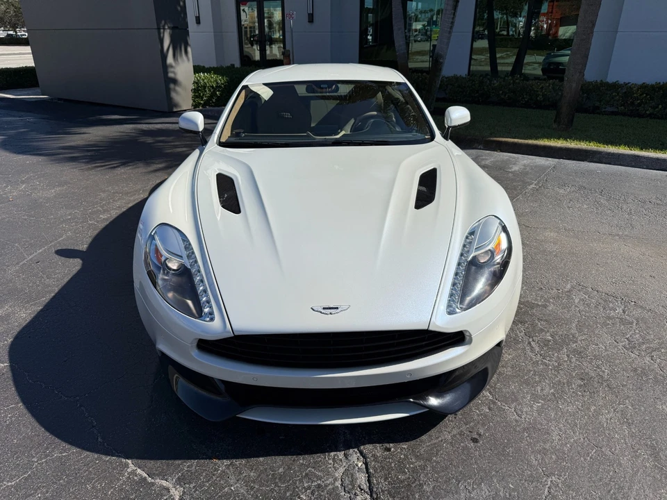 2014 Aston Martin Vanquish 2nd Gen - Image 8 of 21