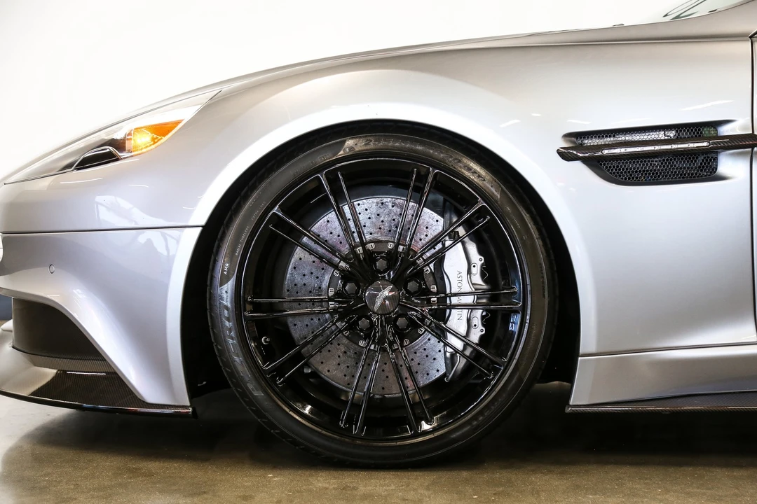 2014 Aston Martin Vanquish 2nd Gen - Image 18 of 31