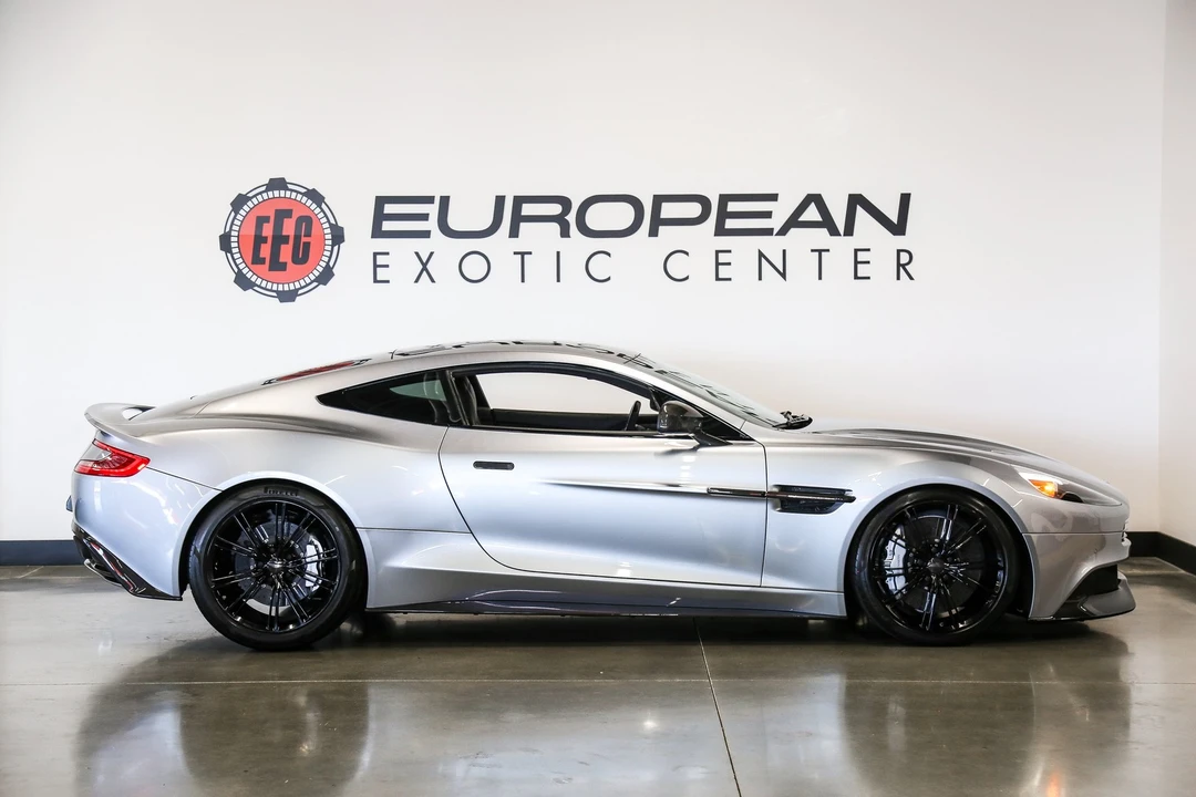 2014 Aston Martin Vanquish 2nd Gen - Image 12 of 31