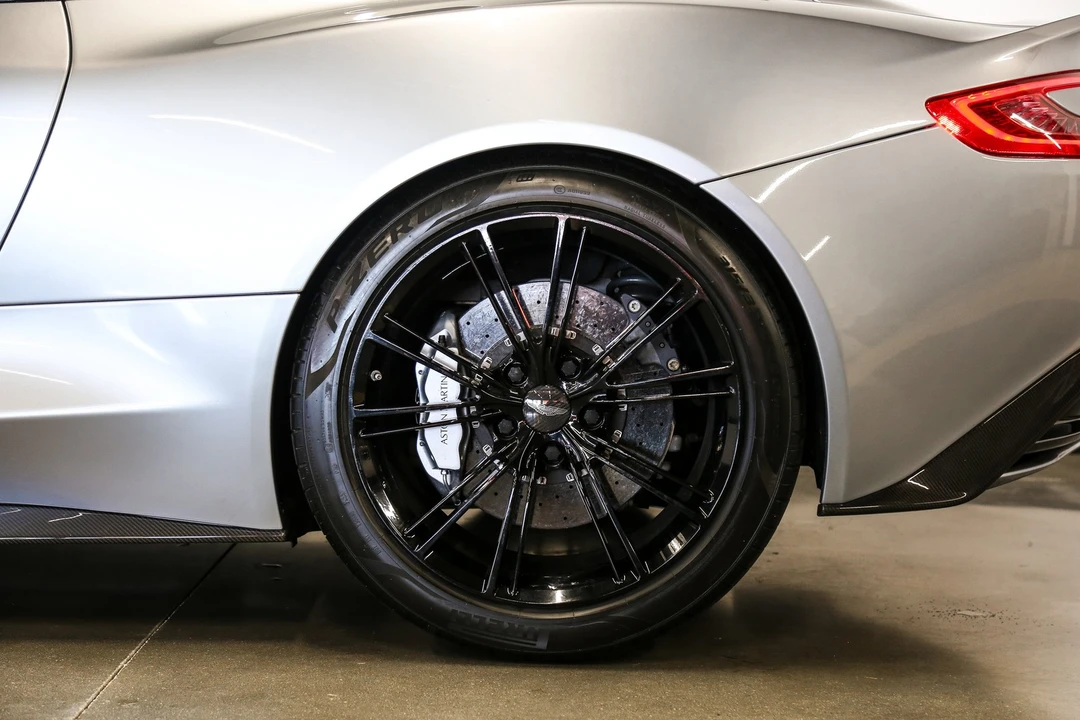 2014 Aston Martin Vanquish 2nd Gen - Image 20 of 31