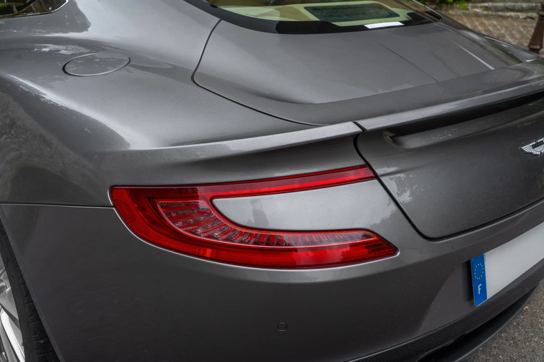 2014 Aston Martin Vanquish 2nd Gen - Image 12 of 31