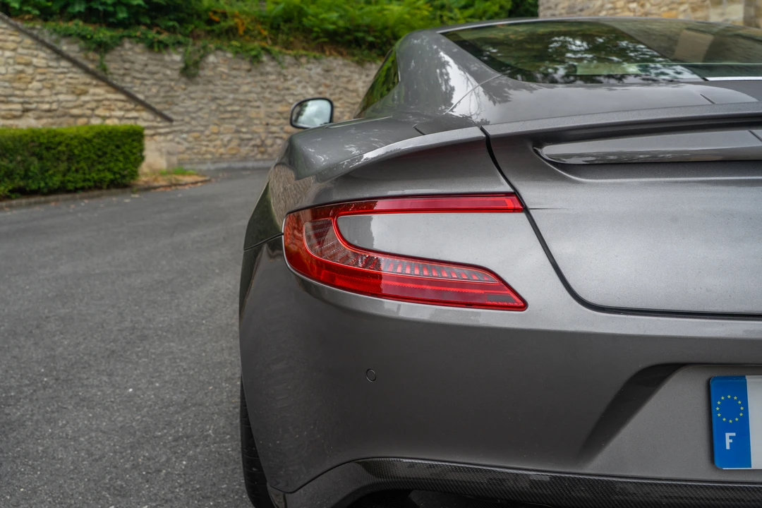 2014 Aston Martin Vanquish 2nd Gen - Image 13 of 31