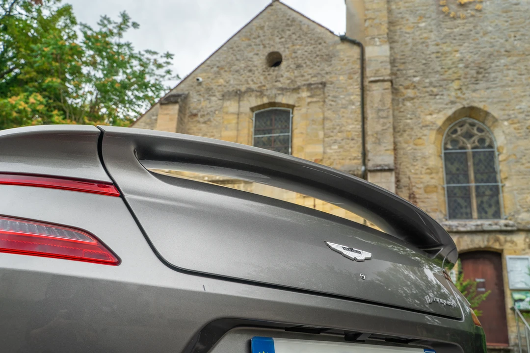 2014 Aston Martin Vanquish 2nd Gen - Image 16 of 31