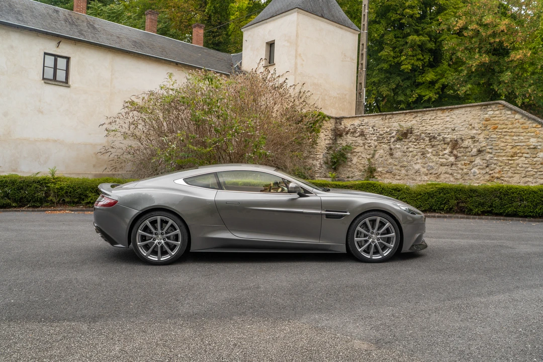 2014 Aston Martin Vanquish 2nd Gen - Image 4 of 31