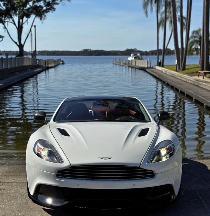 2014 Aston Martin Vanquish 2nd Gen - Image 2 of 4