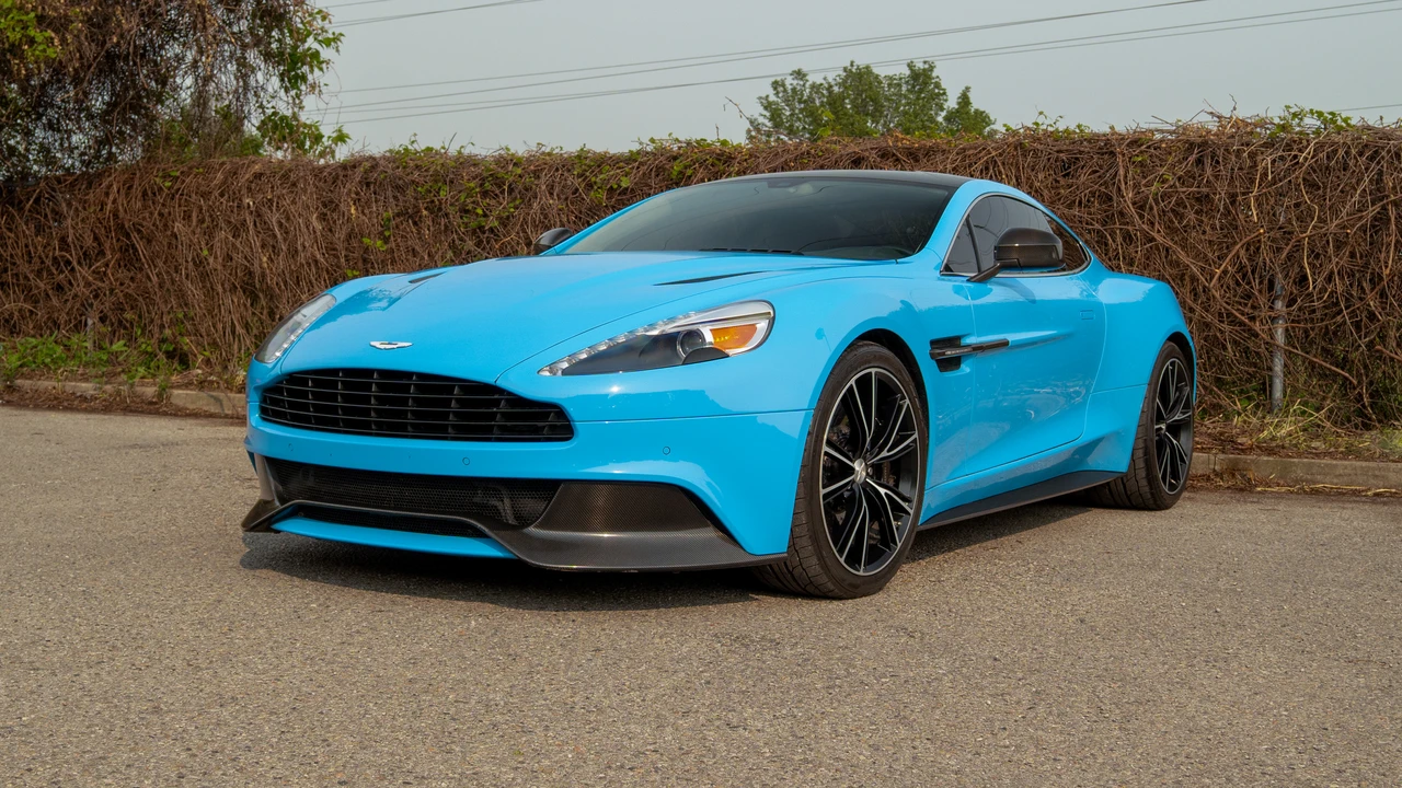 2014 Aston Martin Vanquish 2nd Gen - Image 2 of 10