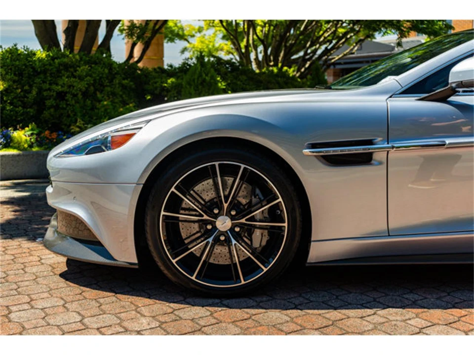 2014 Aston Martin Vanquish 2nd Gen - Image 4 of 12