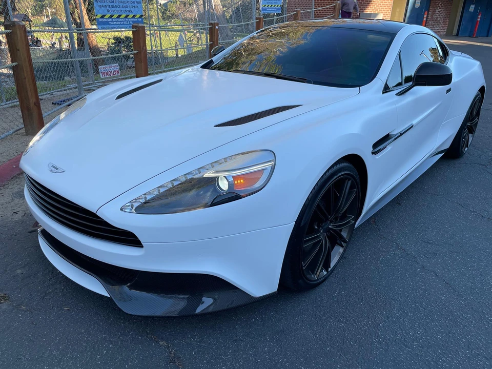 2014 Aston Martin Vanquish 2nd Gen - Image 9 of 31