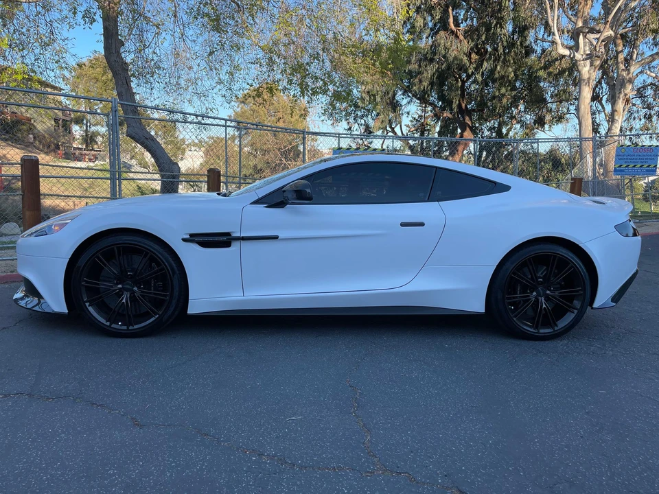 2014 Aston Martin Vanquish 2nd Gen - Image 10 of 31
