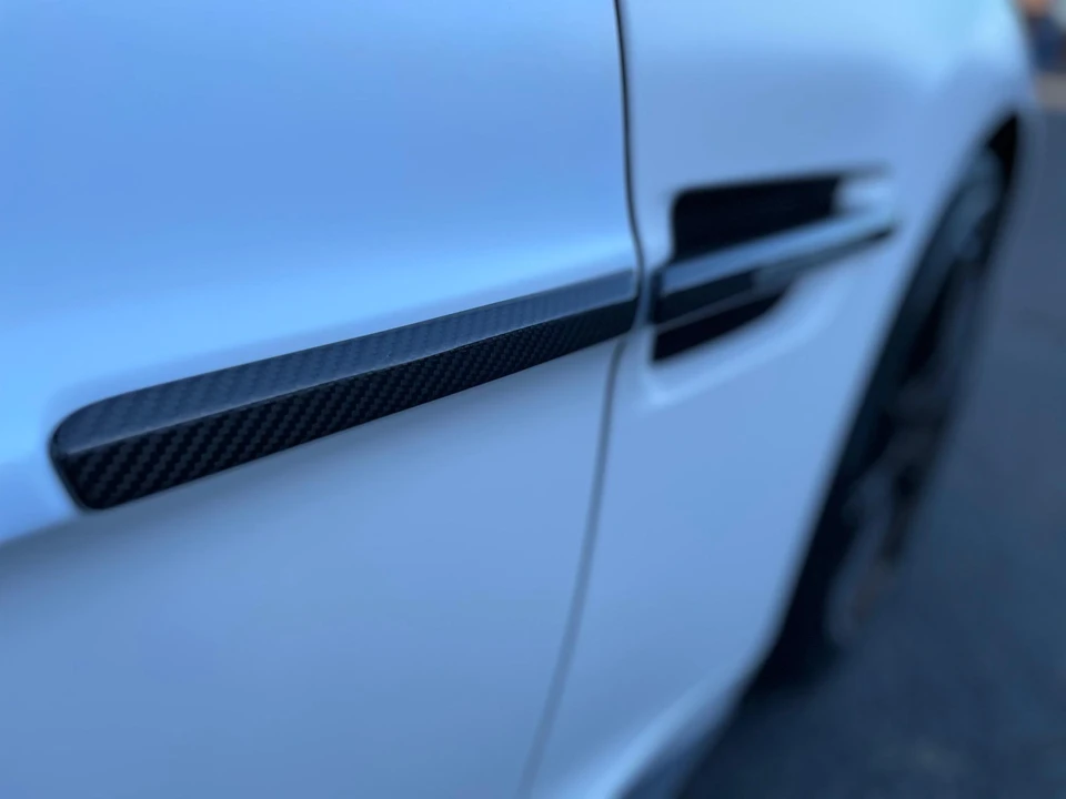 2014 Aston Martin Vanquish 2nd Gen - Image 27 of 31