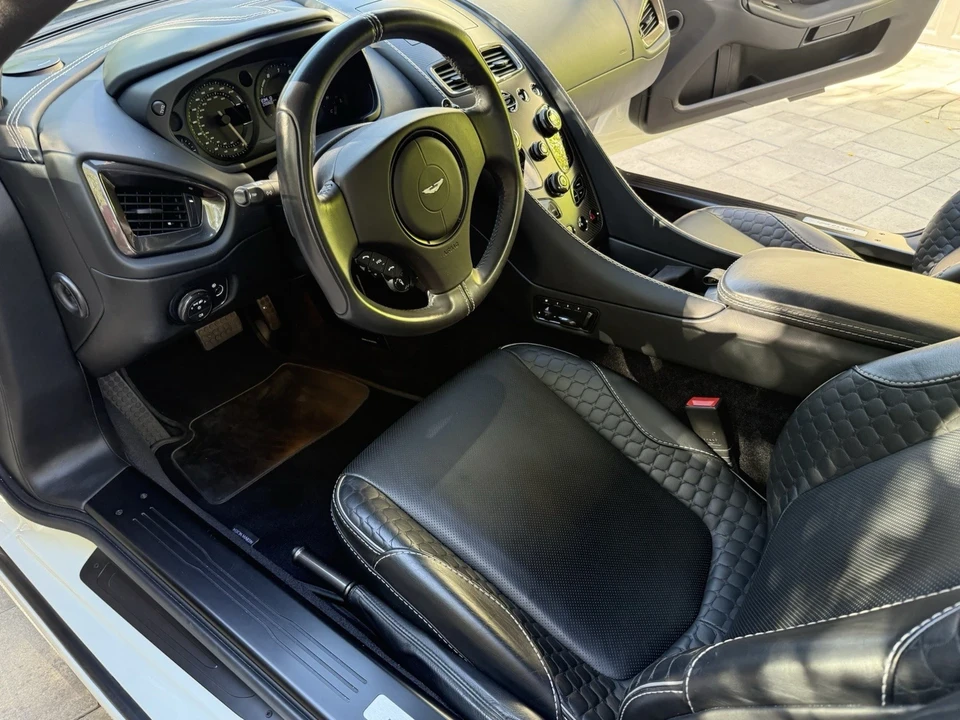 2014 Aston Martin Vanquish 2nd Gen - Image 18 of 21