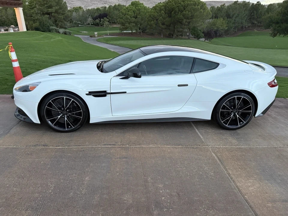 2014 Aston Martin Vanquish 2nd Gen - Image 2 of 21