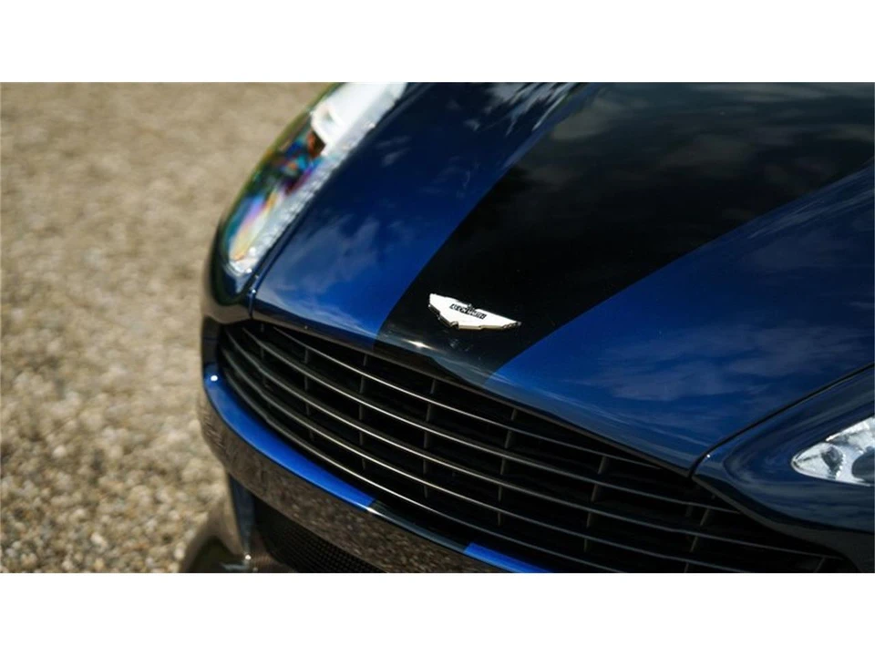 2014 Aston Martin Vanquish 2nd Gen - Image 2 of 31