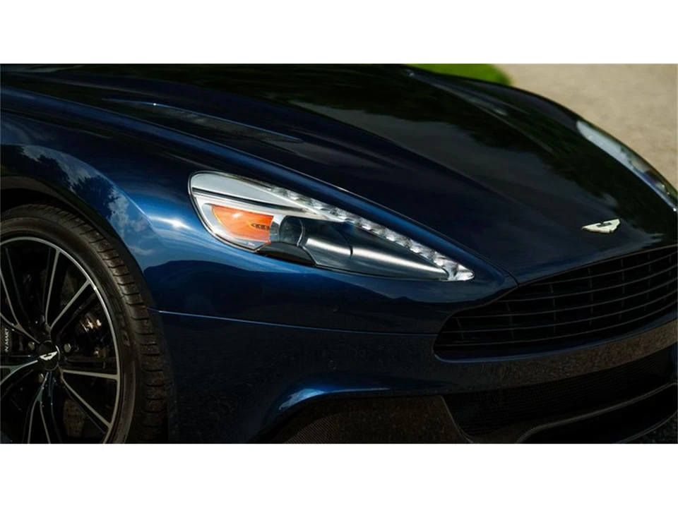 2014 Aston Martin Vanquish 2nd Gen - Image 25 of 31
